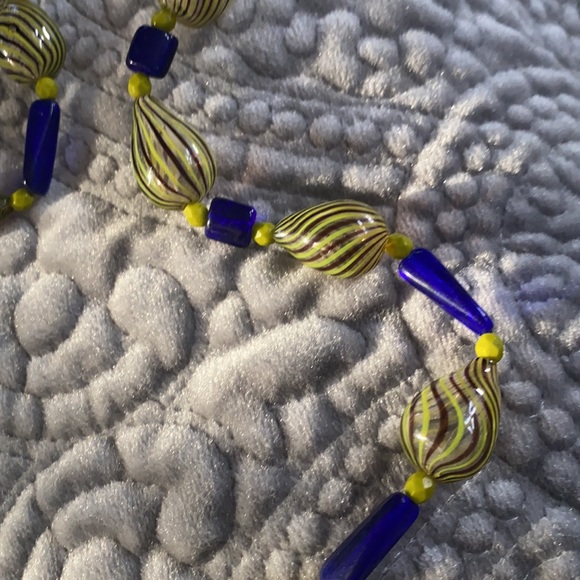 Venetian Glass Vintage Strand - Picture 2 of 5